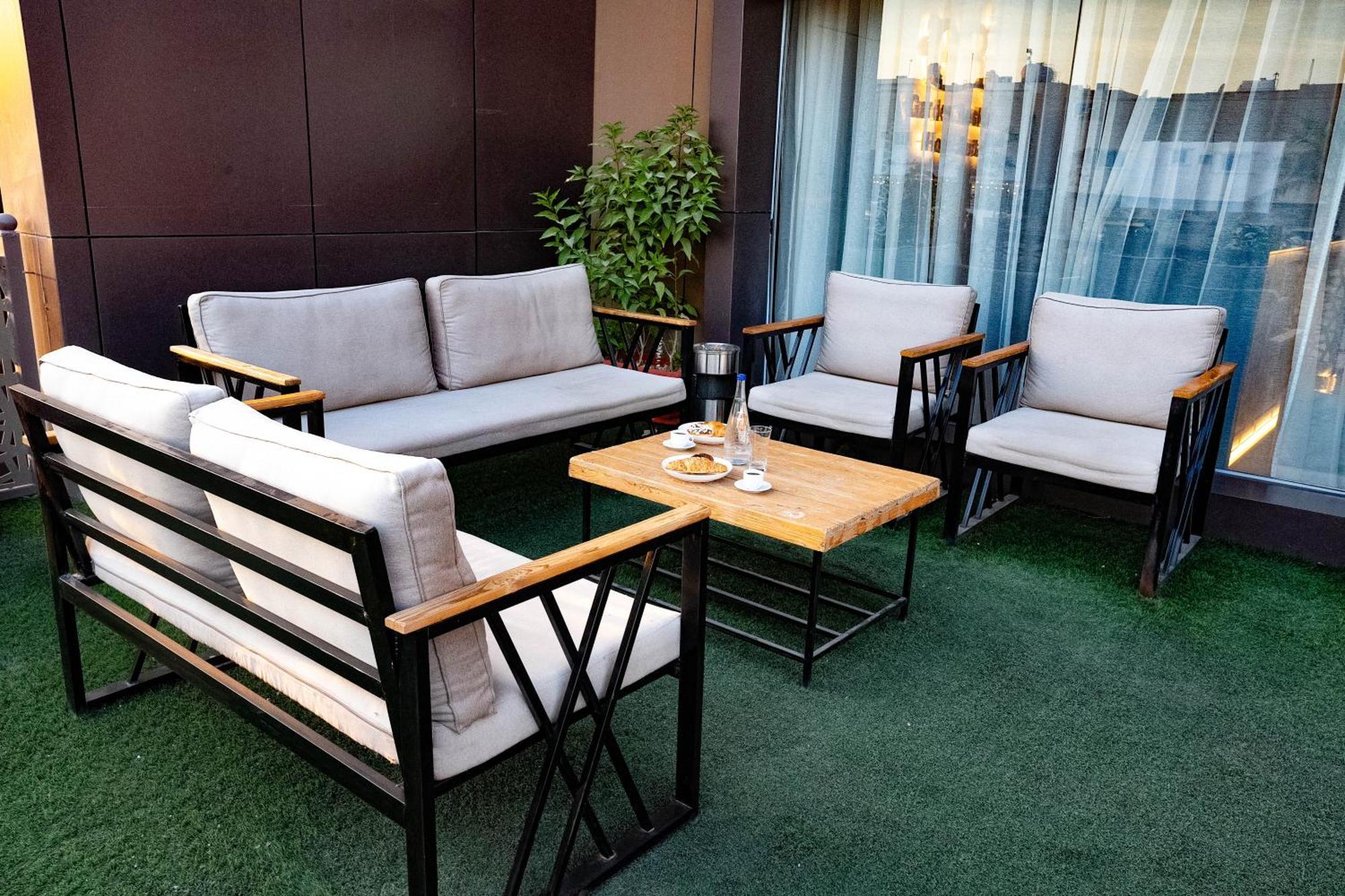 Garden Residence Hotel Эр-Рияд Экстерьер фото
