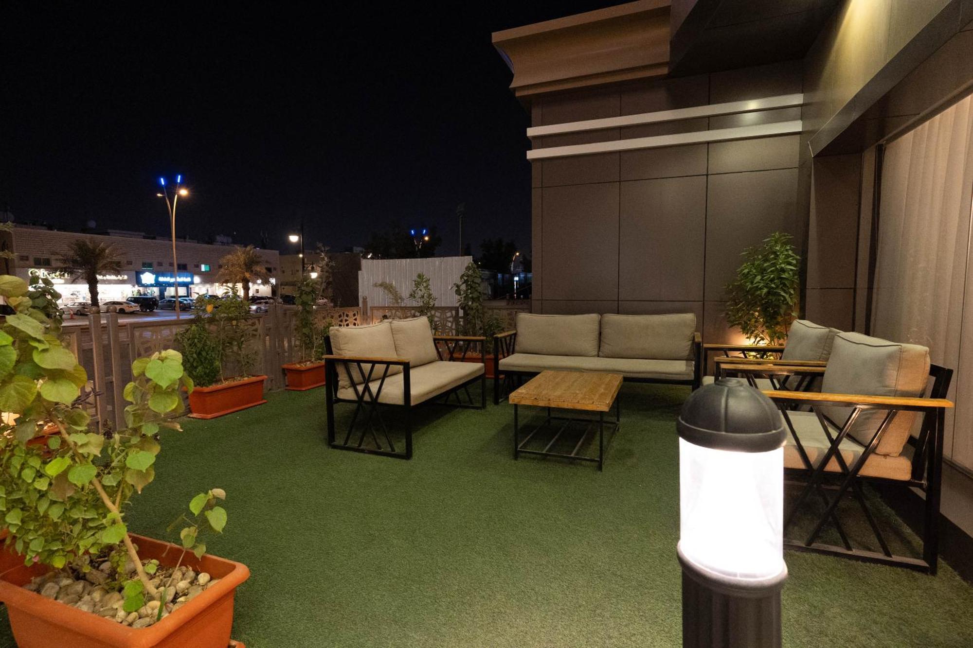 Garden Residence Hotel Эр-Рияд Экстерьер фото